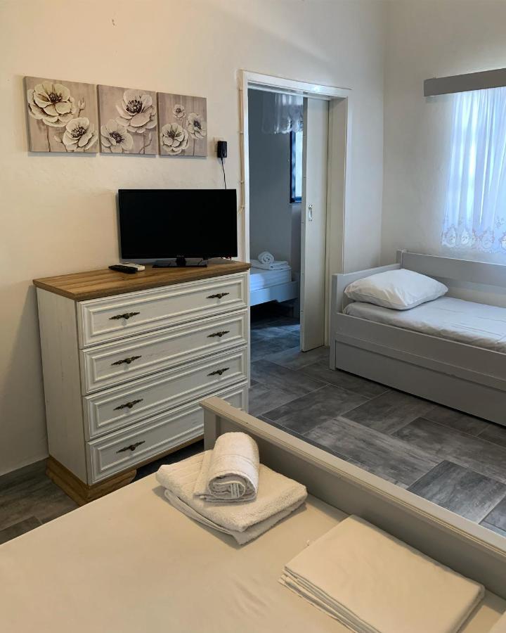 Vila Myroviglia Ysternia Istérnia Exteriér fotografie